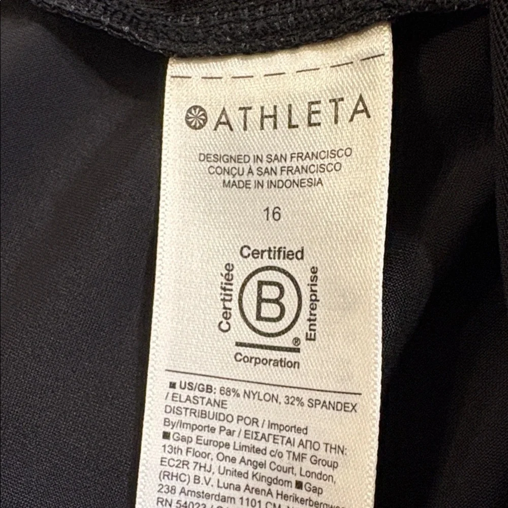 NWOT Athleta Pinnacle Black Trouser Size 16.